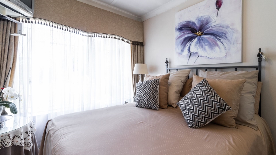 4 Bedroom Property for Sale in Bonaero Park Gauteng