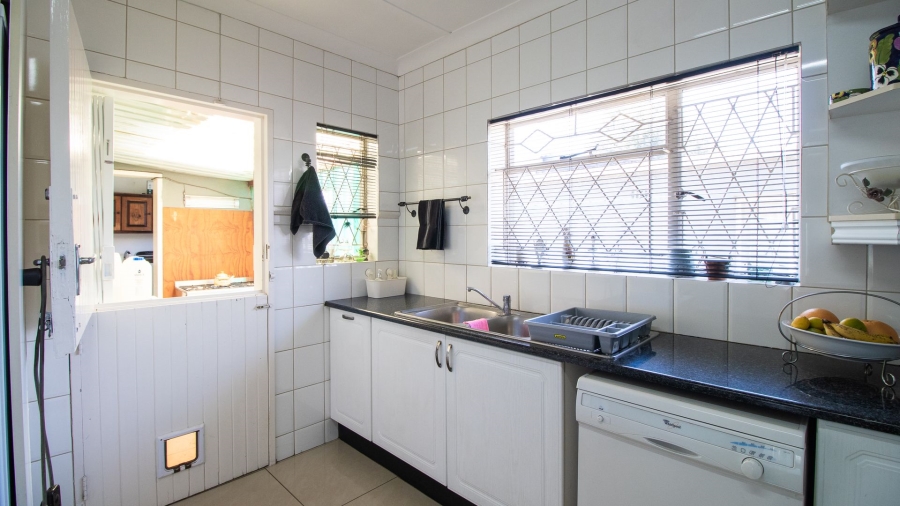 4 Bedroom Property for Sale in Bonaero Park Gauteng