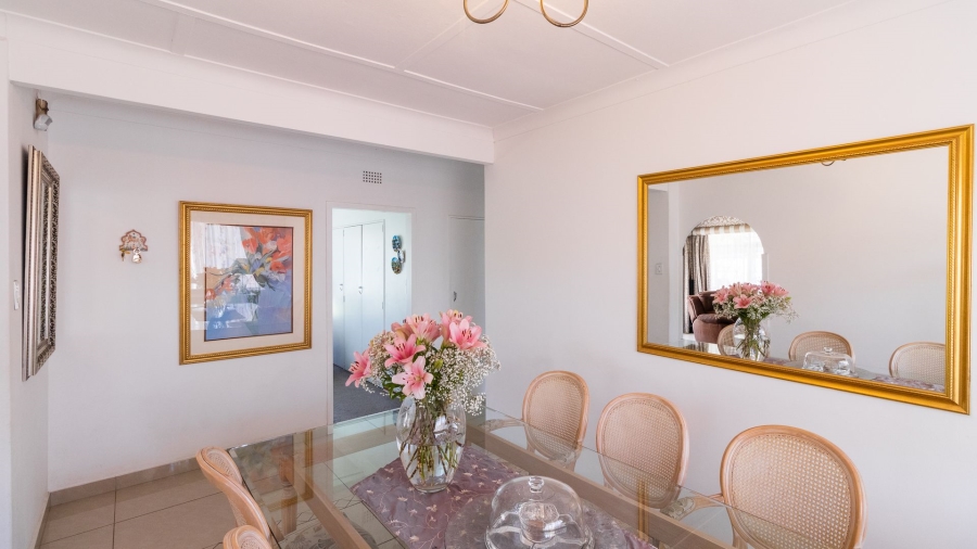 4 Bedroom Property for Sale in Bonaero Park Gauteng