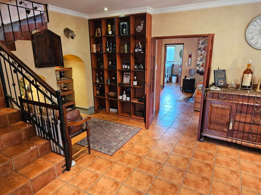 To Let 2 Bedroom Property for Rent in Faerie Glen Gauteng