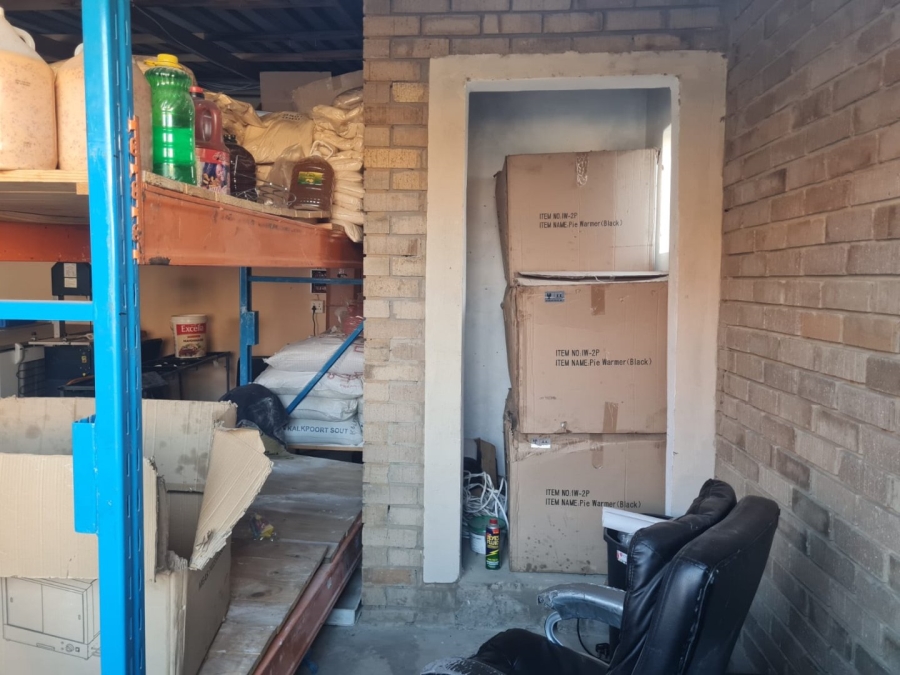 To Let commercial Property for Rent in Lenasia Ext 13 Gauteng