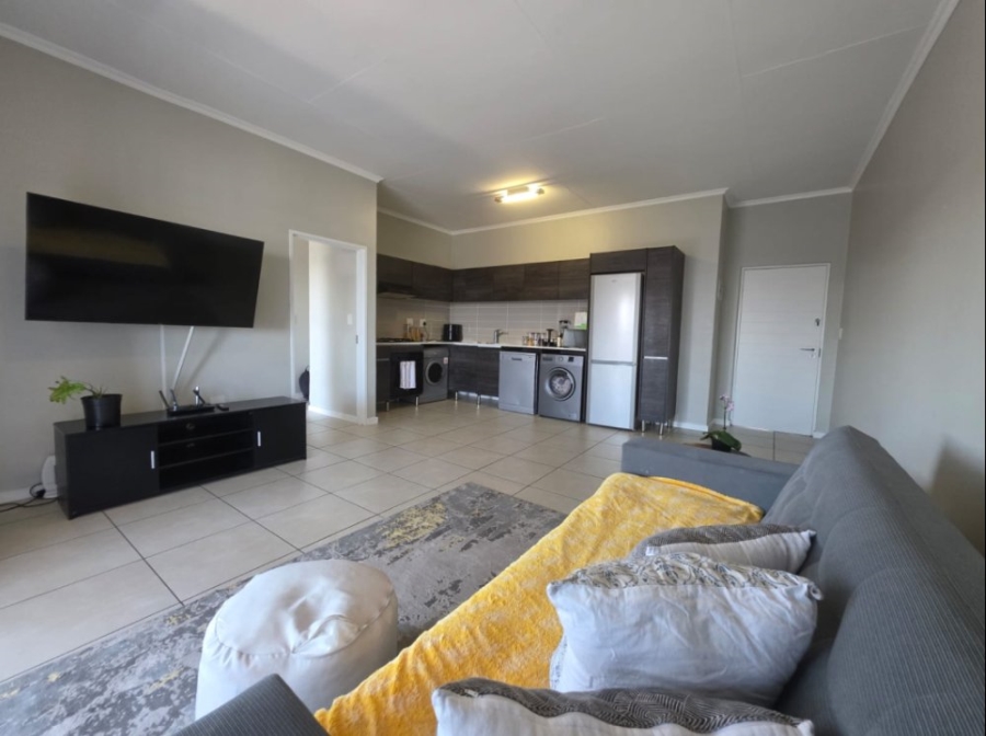 1 Bedroom Property for Sale in Longmeadow Gauteng