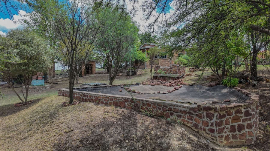 Commercial Property for Sale in Spitskop 533 Ah Gauteng