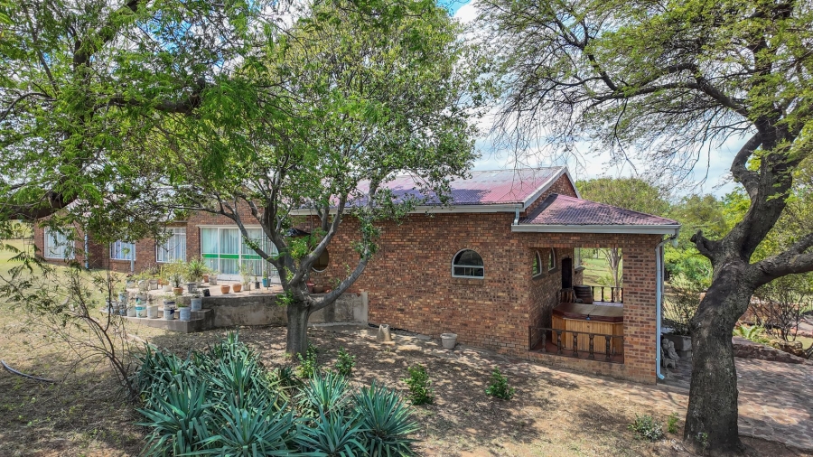 Commercial Property for Sale in Spitskop 533 Ah Gauteng