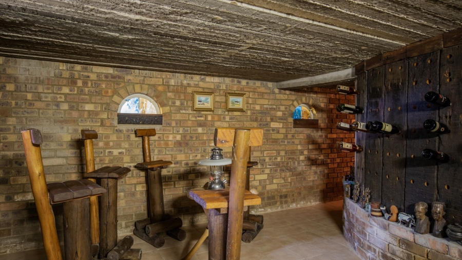 Commercial Property for Sale in Spitskop 533 Ah Gauteng