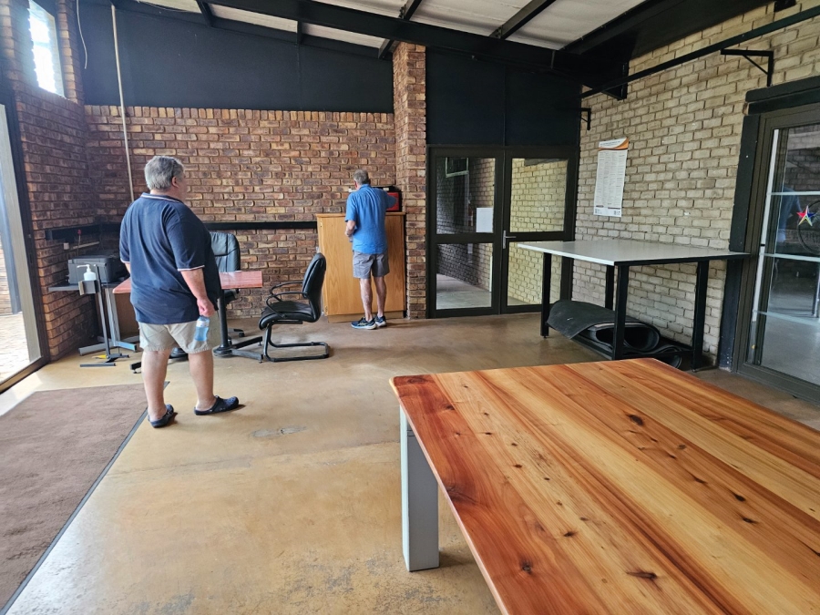 Commercial Property for Sale in Kameeldrift East Gauteng