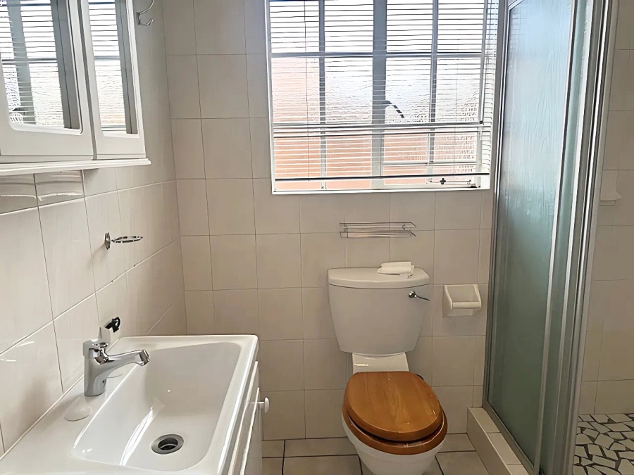 3 Bedroom Property for Sale in Wilro Park Gauteng