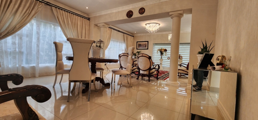 5 Bedroom Property for Sale in Aspen Hills Gauteng