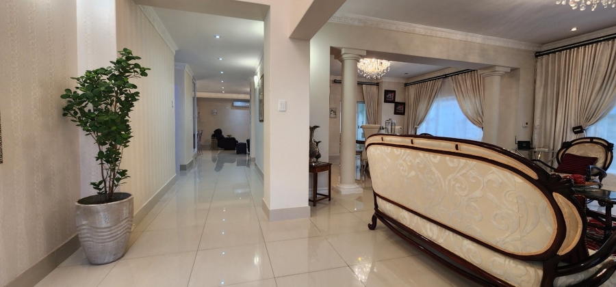 5 Bedroom Property for Sale in Aspen Hills Gauteng