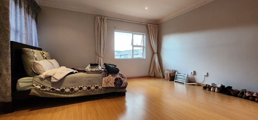 5 Bedroom Property for Sale in Aspen Hills Gauteng