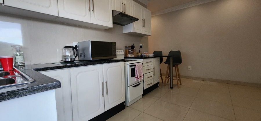 5 Bedroom Property for Sale in Aspen Hills Gauteng