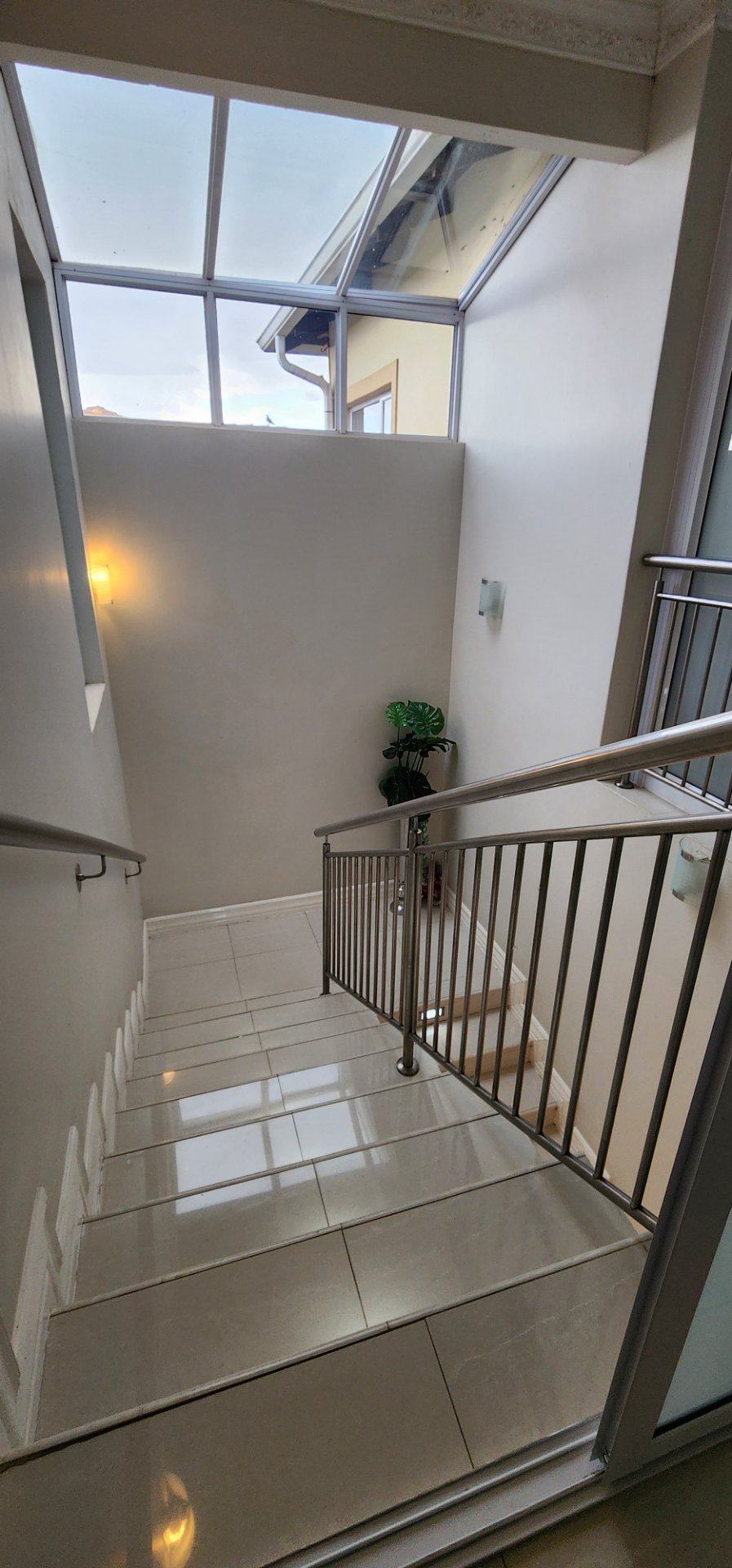 5 Bedroom Property for Sale in Aspen Hills Gauteng