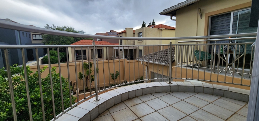 5 Bedroom Property for Sale in Aspen Hills Gauteng