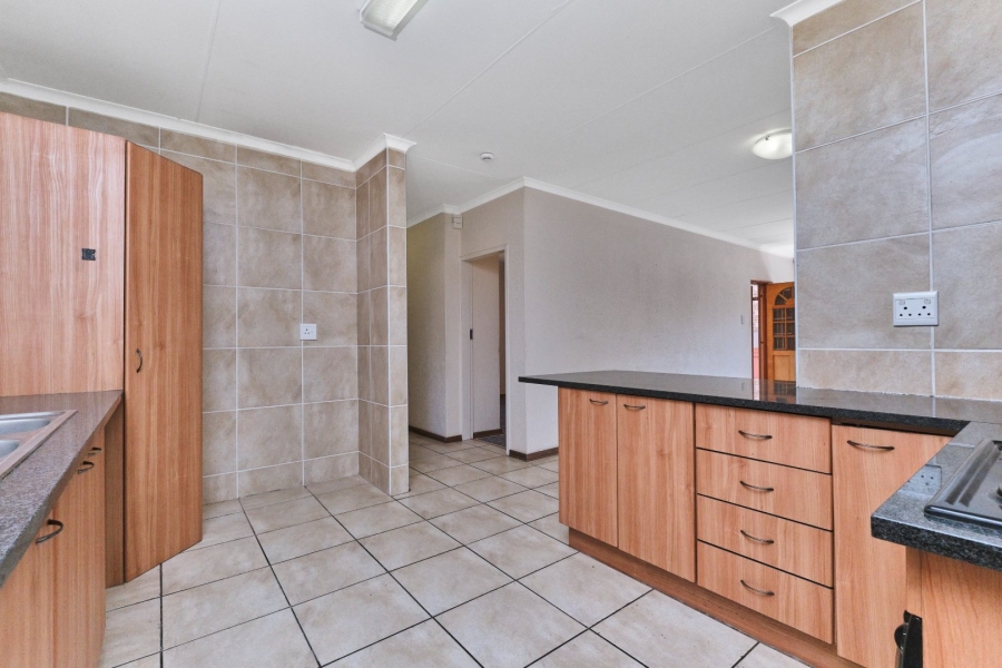 2 Bedroom Property for Sale in Harveston A H Gauteng