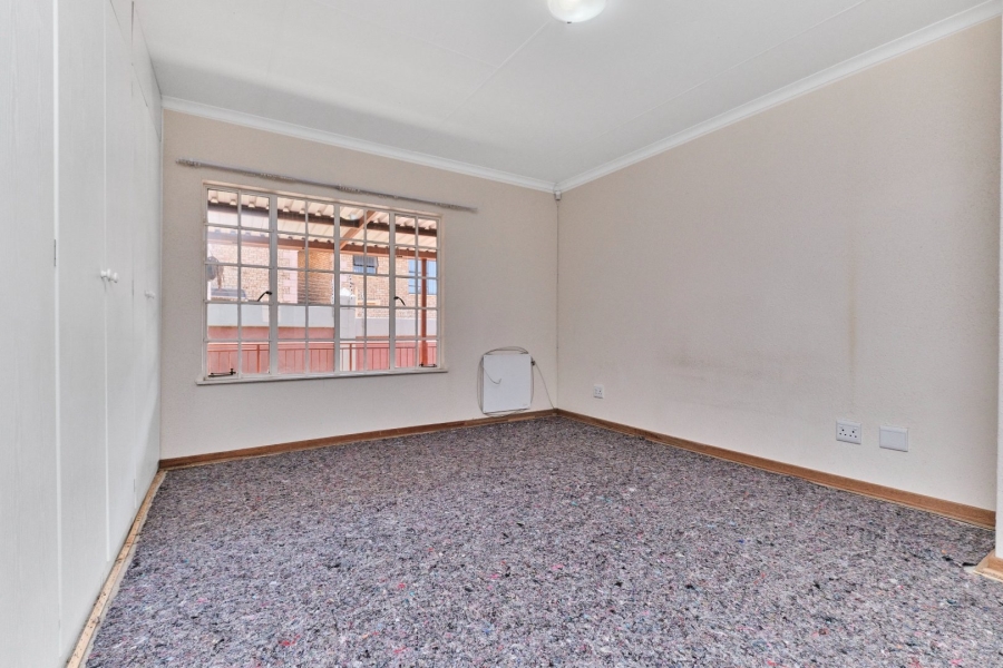 2 Bedroom Property for Sale in Harveston A H Gauteng