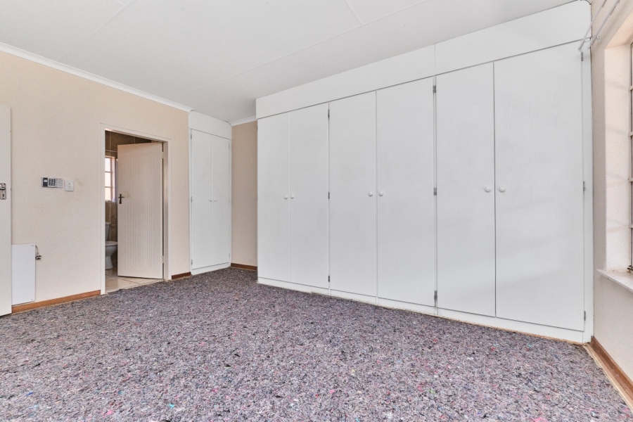 2 Bedroom Property for Sale in Harveston A H Gauteng
