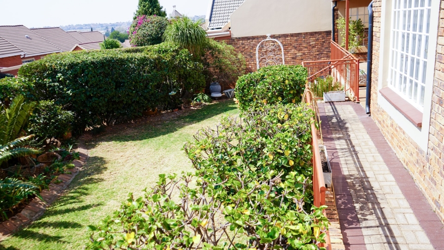 3 Bedroom Property for Sale in Harveston A H Gauteng