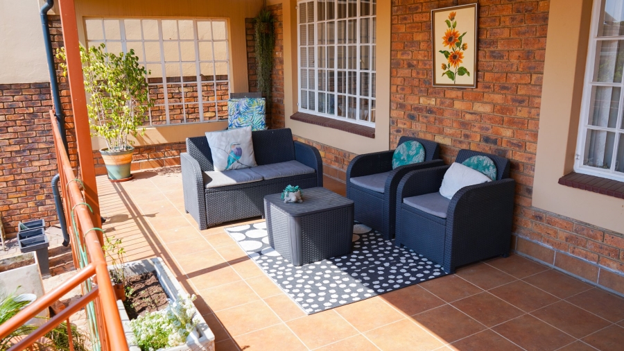 3 Bedroom Property for Sale in Harveston A H Gauteng
