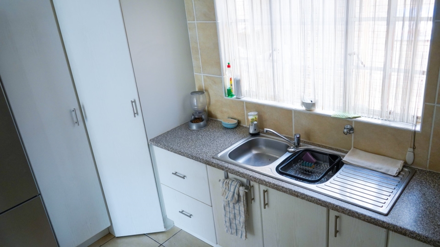 3 Bedroom Property for Sale in Harveston A H Gauteng