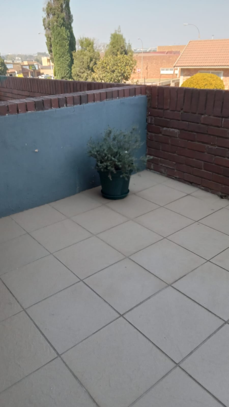 1 Bedroom Property for Sale in Edleen Gauteng