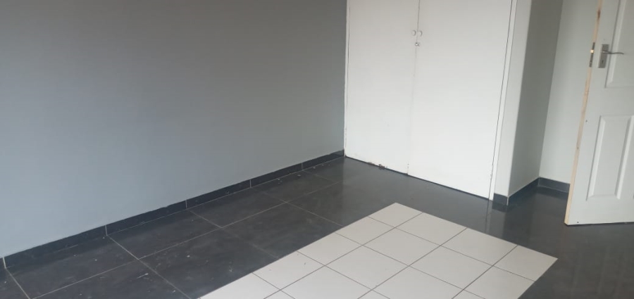 2 Bedroom Property for Sale in Kempton Park Central Gauteng