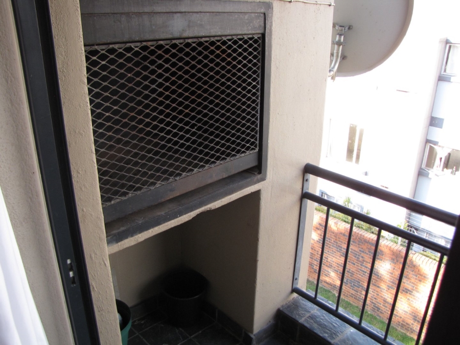 2 Bedroom Property for Sale in Hoogland Gauteng