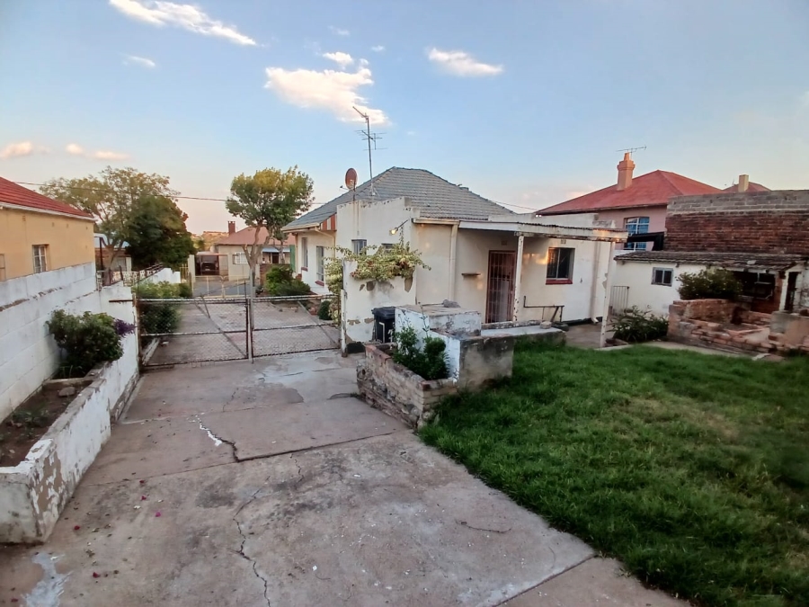 3 Bedroom Property for Sale in Rosettenville Gauteng