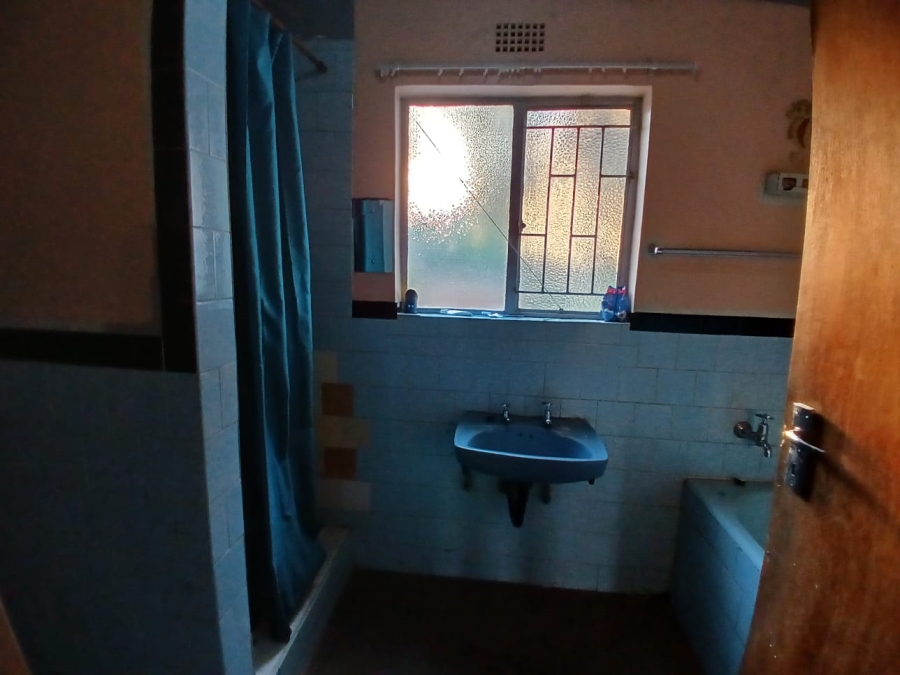 3 Bedroom Property for Sale in Rosettenville Gauteng