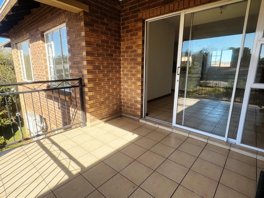 To Let 2 Bedroom Property for Rent in Glen Lauriston Gauteng