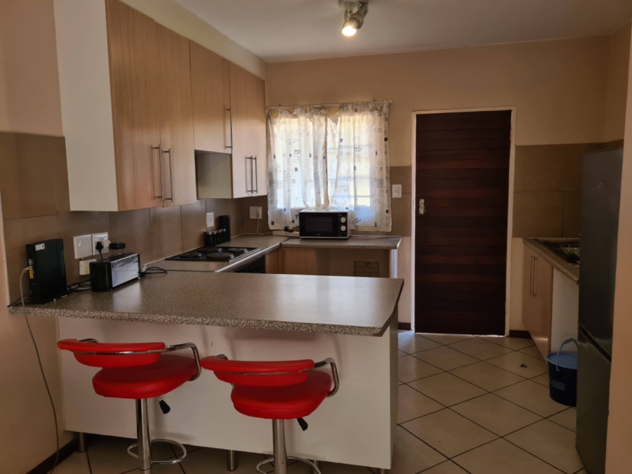 2 Bedroom Property for Sale in Monavoni A H Gauteng