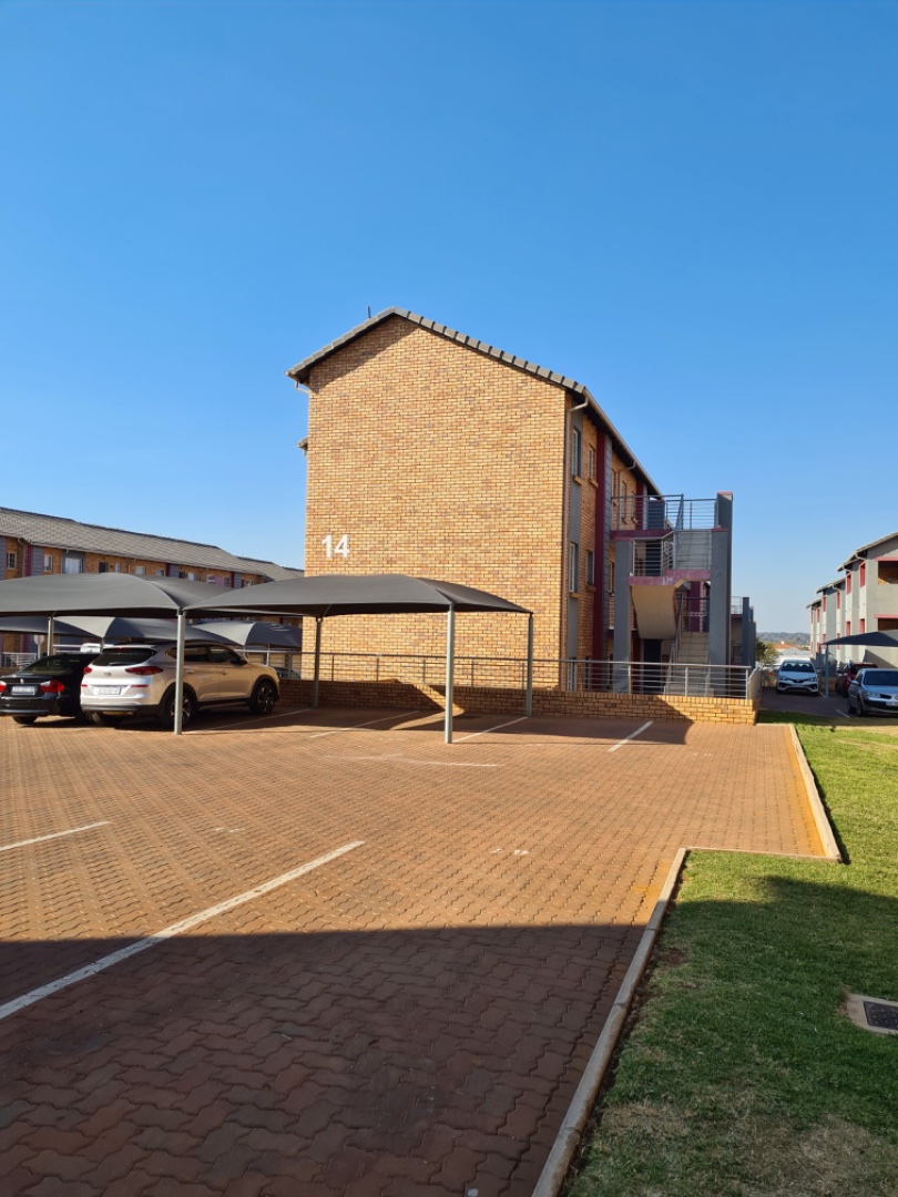 2 Bedroom Property for Sale in Monavoni A H Gauteng