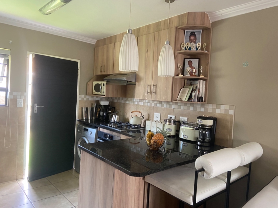3 Bedroom Property for Sale in Amberfield Gauteng