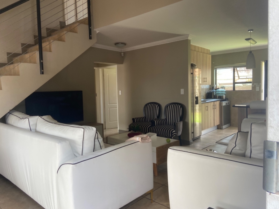 3 Bedroom Property for Sale in Amberfield Gauteng