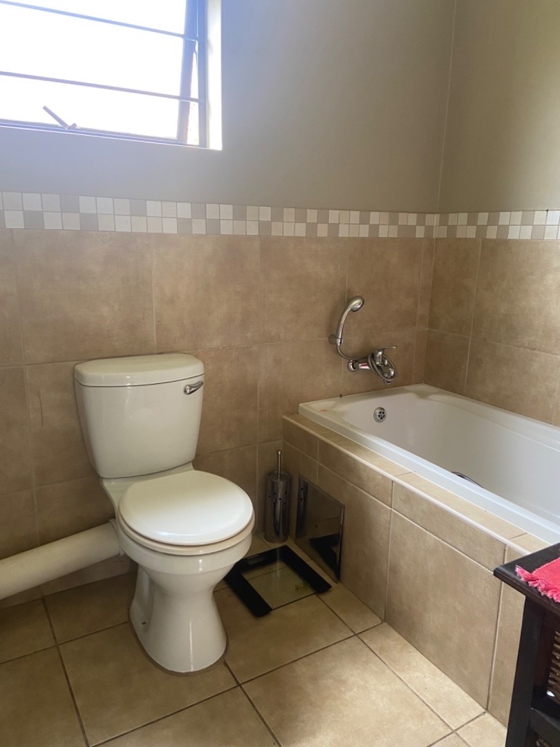 3 Bedroom Property for Sale in Amberfield Gauteng