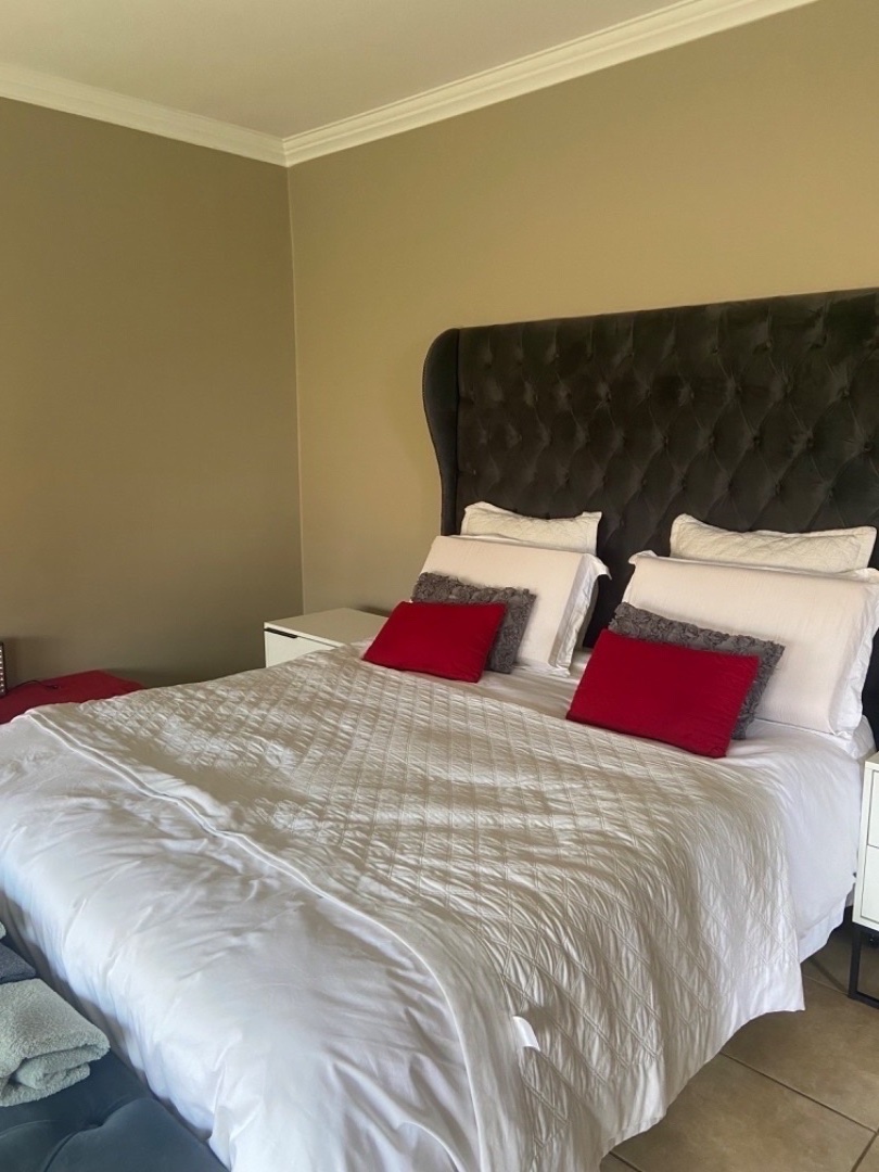 3 Bedroom Property for Sale in Amberfield Gauteng
