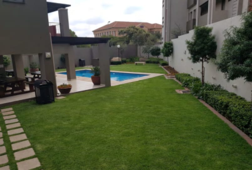To Let 1 Bedroom Property for Rent in Sunninghill Gauteng