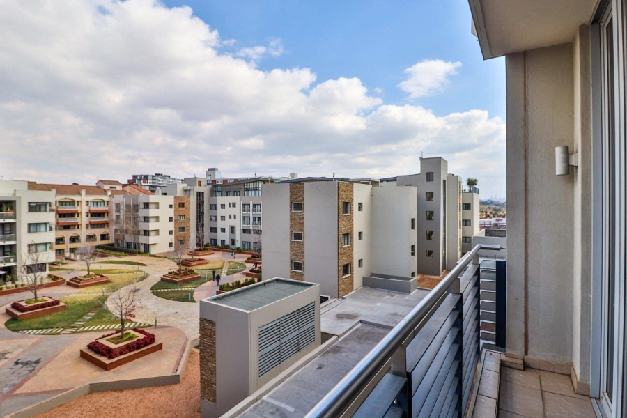 To Let 2 Bedroom Property for Rent in Bedford Gardens Gauteng