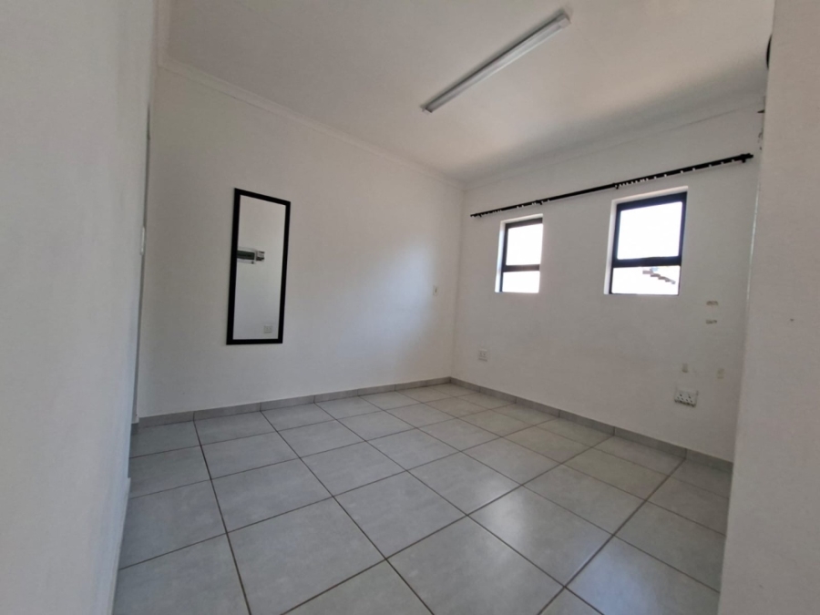 To Let 1 Bedroom Property for Rent in Brentwood Park AH Gauteng