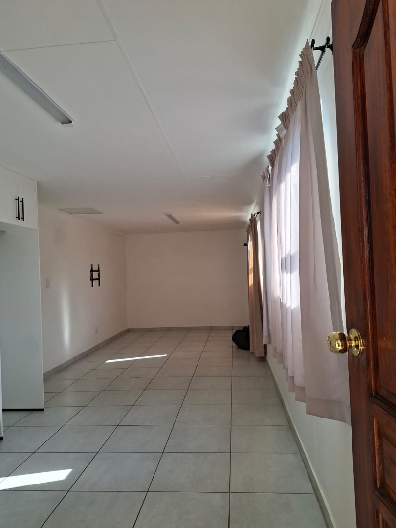 To Let 1 Bedroom Property for Rent in Brentwood Park AH Gauteng
