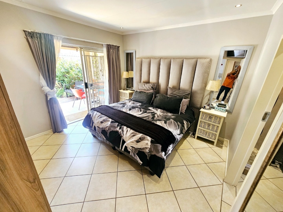 To Let 3 Bedroom Property for Rent in Monavoni Gauteng