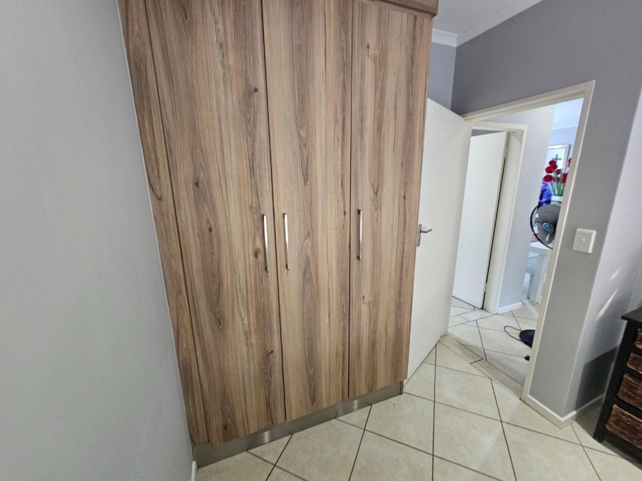 To Let 3 Bedroom Property for Rent in Monavoni Gauteng