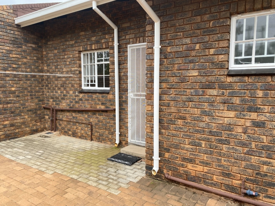 1 Bedroom Property for Sale in Riviera Gauteng
