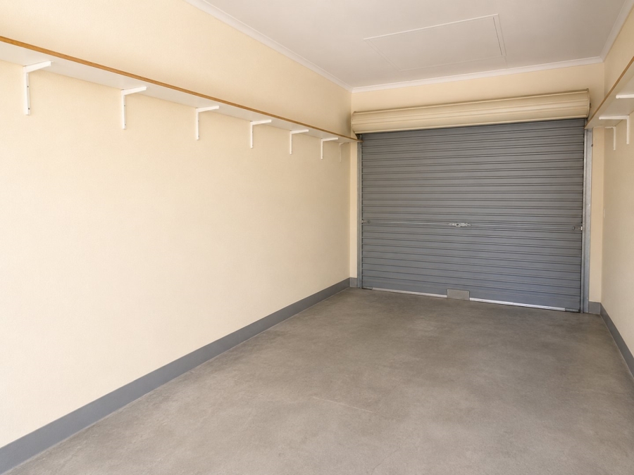 2 Bedroom Property for Sale in Honeydew Grove Gauteng