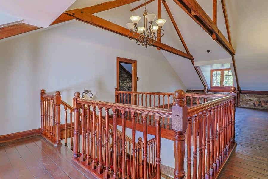 7 Bedroom Property for Sale in Oakdene Gauteng