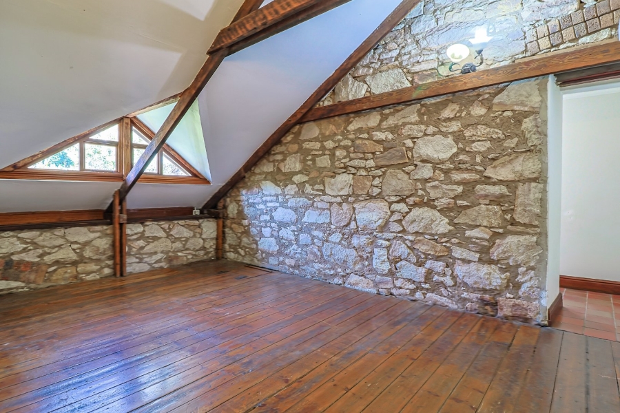 7 Bedroom Property for Sale in Oakdene Gauteng