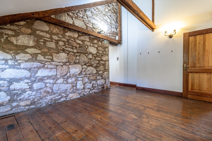 7 Bedroom Property for Sale in Oakdene Gauteng