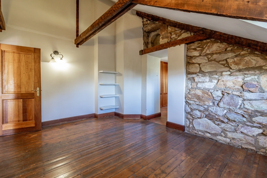 7 Bedroom Property for Sale in Oakdene Gauteng