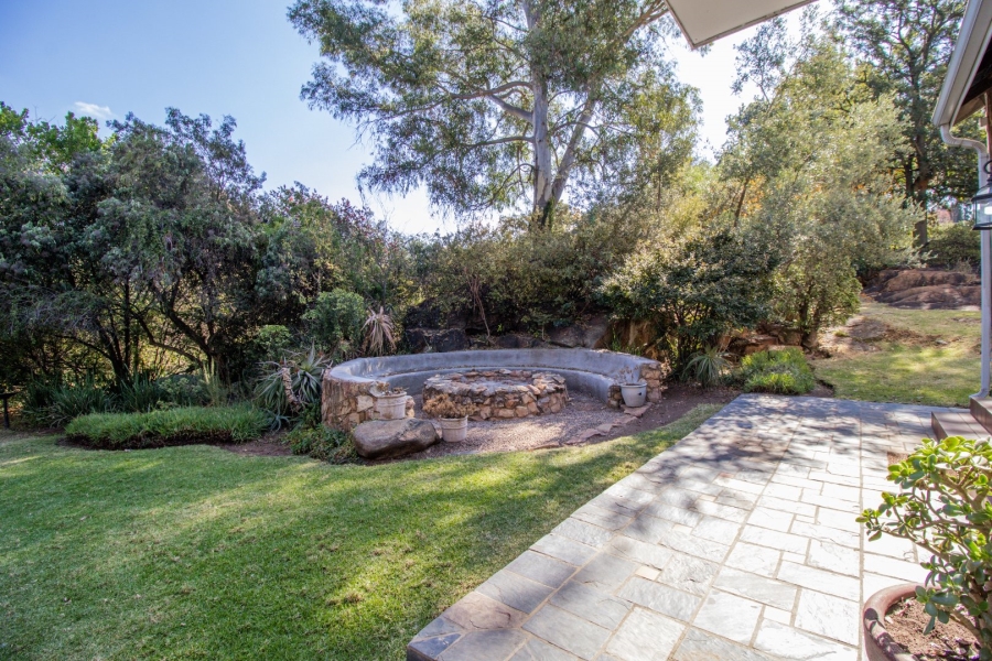 7 Bedroom Property for Sale in Oakdene Gauteng