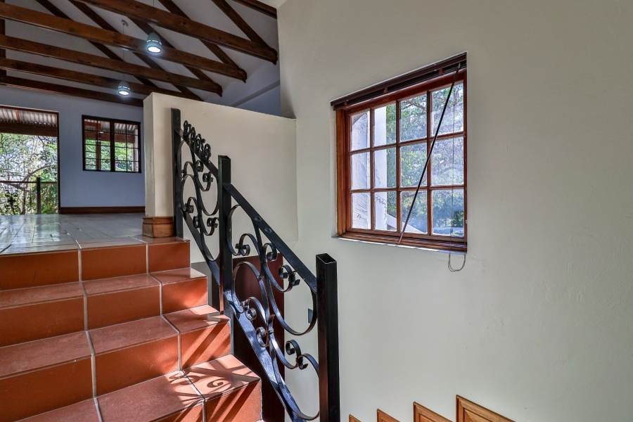 7 Bedroom Property for Sale in Oakdene Gauteng