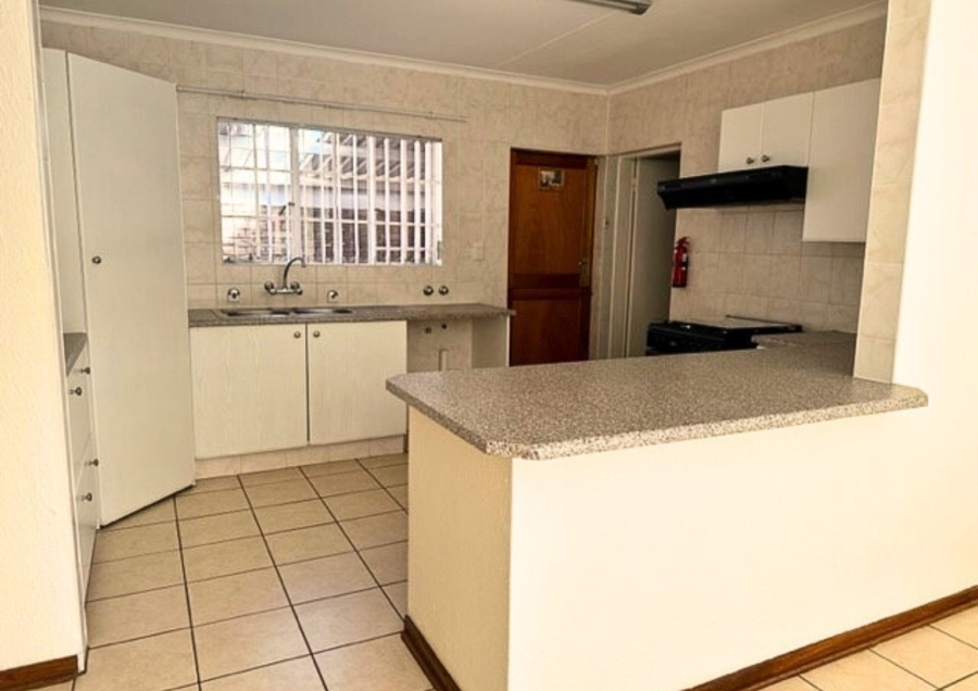 3 Bedroom Property for Sale in Honeydew Manor Gauteng